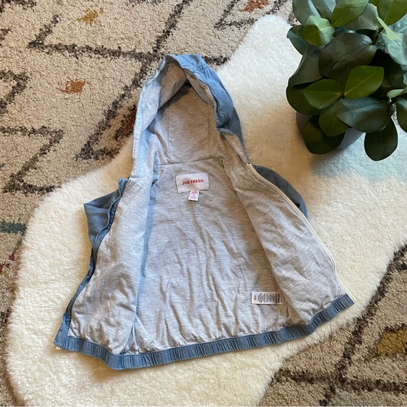 2T Joe Fresh Chambray Lined Light Jacket - Picture 2 of 8